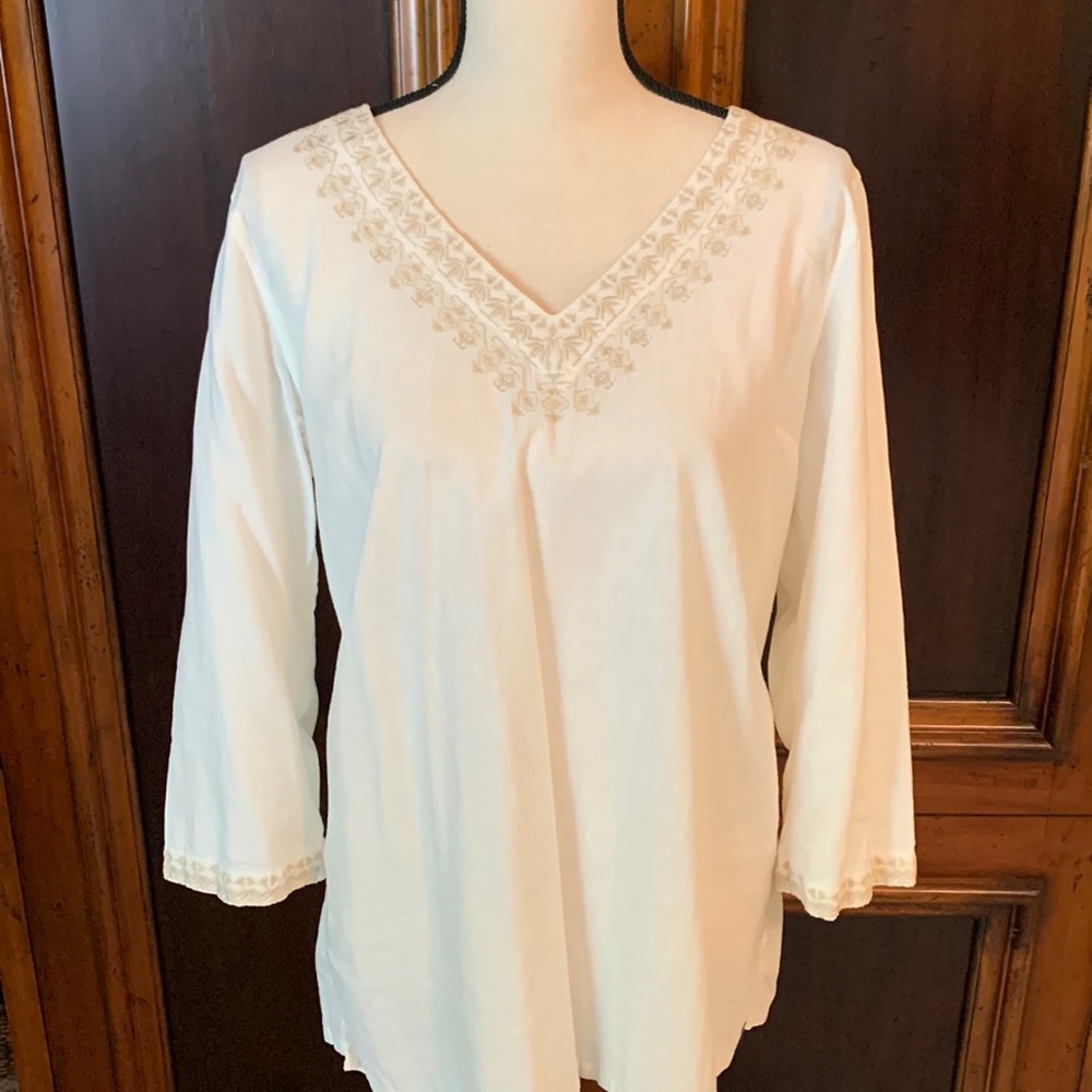 Gorgeous Eddie Bauer Linen V-neck Tunic